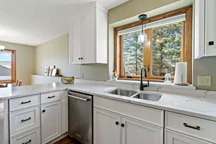 111506 Bender Ct, Chaska, MN 55318 - Photo 3