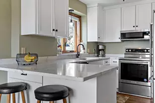 111506 Bender Ct, Chaska, MN 55318 - Photo 1