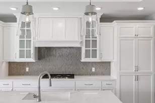 48 Spring Farm Rd, North Oaks, MN 55127 - Photo 7