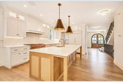 6908 Paiute Circle, Edina, MN 55439 - Photo 9