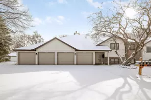 12253 42nd Ave N, Plymouth, MN 55441 - Photo 1