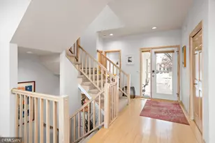 2073 Sherwood Ln, Hopkins, MN 55305 - Photo 5