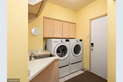 2073 Sherwood Lane, Hopkins, MN 55305 - Photo 21