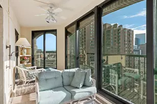 1235 Yale Pl, Minneapolis, MN 55403 - Photo 11