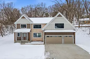 5034 Sparrow Rd, Minnetonka, MN 55345 - Photo 1