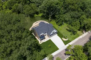 5034 Sparrow Rd, Minnetonka, MN 55345 - Photo 3