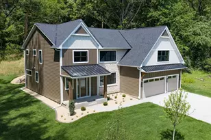 5034 Sparrow Rd, Minnetonka, MN 55345 - Photo 1