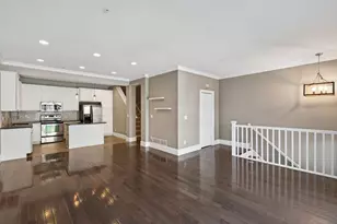 7621 Southridge Ln, Savage, MN 55378 - Photo 5