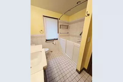 2100 Wentworth Avenue, South Saint Paul, MN 55075 - Photo 15