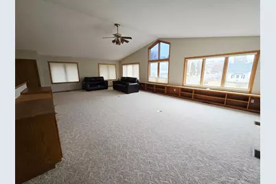 2100 Wentworth Avenue, South Saint Paul, MN 55075 - Photo 5