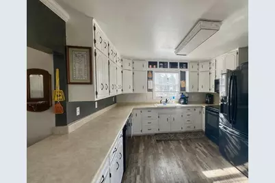 111 Lyndall Avenue, Paynesville, MN 56362 - Photo 9