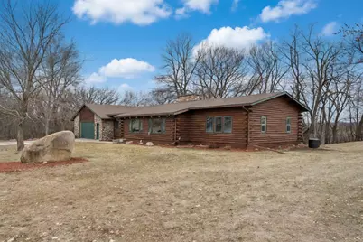 830 W Church Street, Belle Plaine, MN 56011 - Photo 5