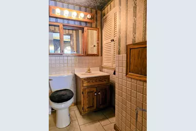 910 3rd Avenue SW, Pipestone, MN 56164 - Photo 19