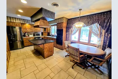 910 3rd Avenue SW, Pipestone, MN 56164 - Photo 11