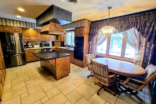 910 3rd Ave SW, Pipestone, MN 56164 - Photo 11