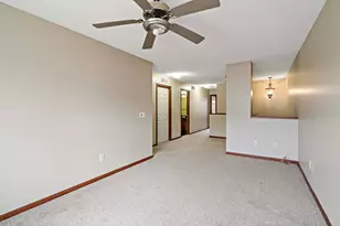 11003 Oak Grv Cir, Woodbury, MN 55129 - Photo 17
