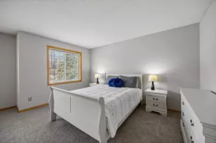 15024 Dunwood Trail, Apple Valley, MN 55124 - Photo 17