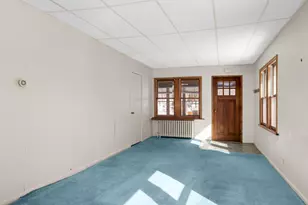 16 Sycamore St E, Saint Paul, MN 55117 - Photo 5