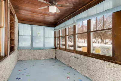 16 Sycamore Street E, Saint Paul, MN 55117 - Photo 3