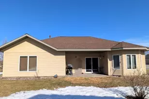 4240 Irvine Ave NW, Bemidji, MN 56601 - Photo 7