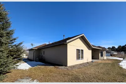 4240 Irvine Avenue NW #34, Bemidji, MN 56601 - Photo 5