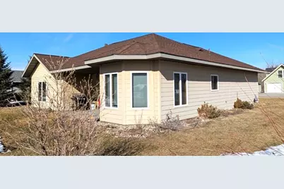 4240 Irvine Avenue NW #34, Bemidji, MN 56601 - Photo 9