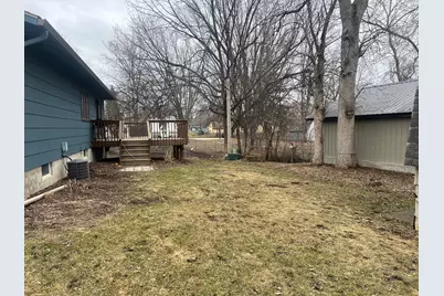 445 NE Rose Lane NE, Hutchinson, MN 55350 - Photo 3