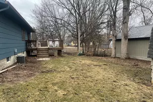 445 NE Rose Ln NE, Hutchinson, MN 55350 - Photo 3