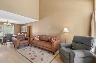 10007 Pleasure Creek Cir NE, Blaine, MN 55434 - Photo 5