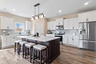 6701 Ridgewood Dr, Cannon Falls, MN 55009 - Photo 13