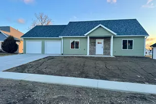 2164 Marvs Ln NE, Stewartville, MN 55976 - Photo 3