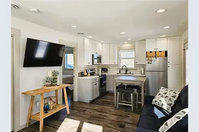 201 1/2 10th Avenue SE, Pipestone, MN 56164 - Photo 7