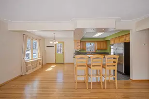 2611 Parkview Blvd, Robbinsdale, MN 55422 - Photo 3