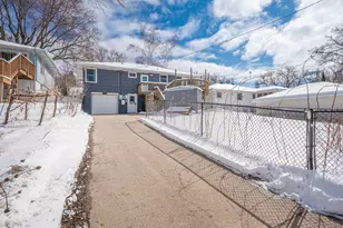 2611 Parkview Blvd, Robbinsdale, MN 55422 - Photo 27