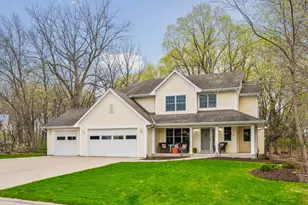 8469 Woodland Curve, Saint Bonifacius, MN 55375 - Photo 9