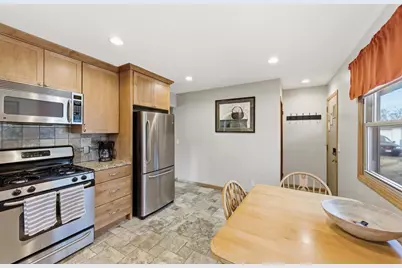 4412 2 1/2 Street NE, Columbia Heights, MN 55421 - Photo 7