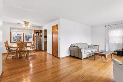 10025 Wentworth Avenue S, Bloomington, MN 55420 - Photo 3