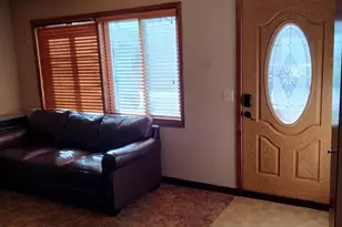 8317 Thomas Ct N, Brooklyn Park, MN 55444 - Photo 3