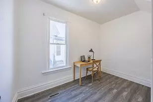 585 Sherburne Ave, Saint Paul, MN 55103 - Photo 13