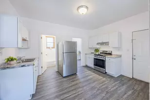 585 Sherburne Ave, Saint Paul, MN 55103 - Photo 9