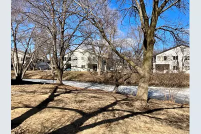 3721 Gershwin Lane N, Oakdale, MN 55128 - Photo 5