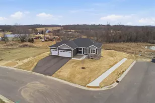6839 Timberview Ct, Cannon Falls, MN 55009 - Photo 49