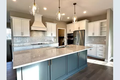 6839 Timberview Court, Cannon Falls, MN 55009 - Photo 3