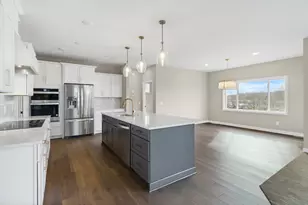 6839 Timberview Ct, Cannon Falls, MN 55009 - Photo 7