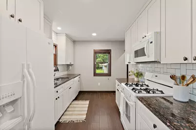 551 Pascal Street N, Saint Paul, MN 55104 - Photo 13