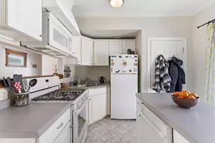 316 Bates Ave, Saint Paul, MN 55106 - Photo 9