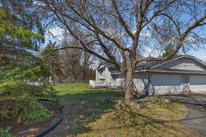 7517 Xerxes Avenue N, Brooklyn Park, MN 55444 - Photo 5