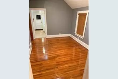 587 Bay Street, Saint Paul, MN 55102 - Photo 13