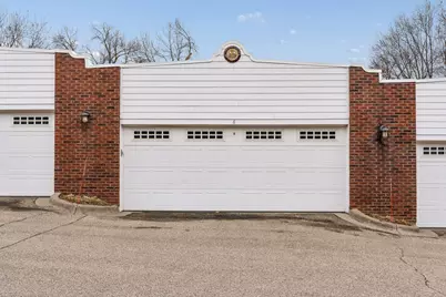 2040 Como Avenue #202, Saint Paul, MN 55108 - Photo 27