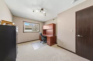 1902 Brookside Dr, Albert Lea, MN 56007 - Photo 19